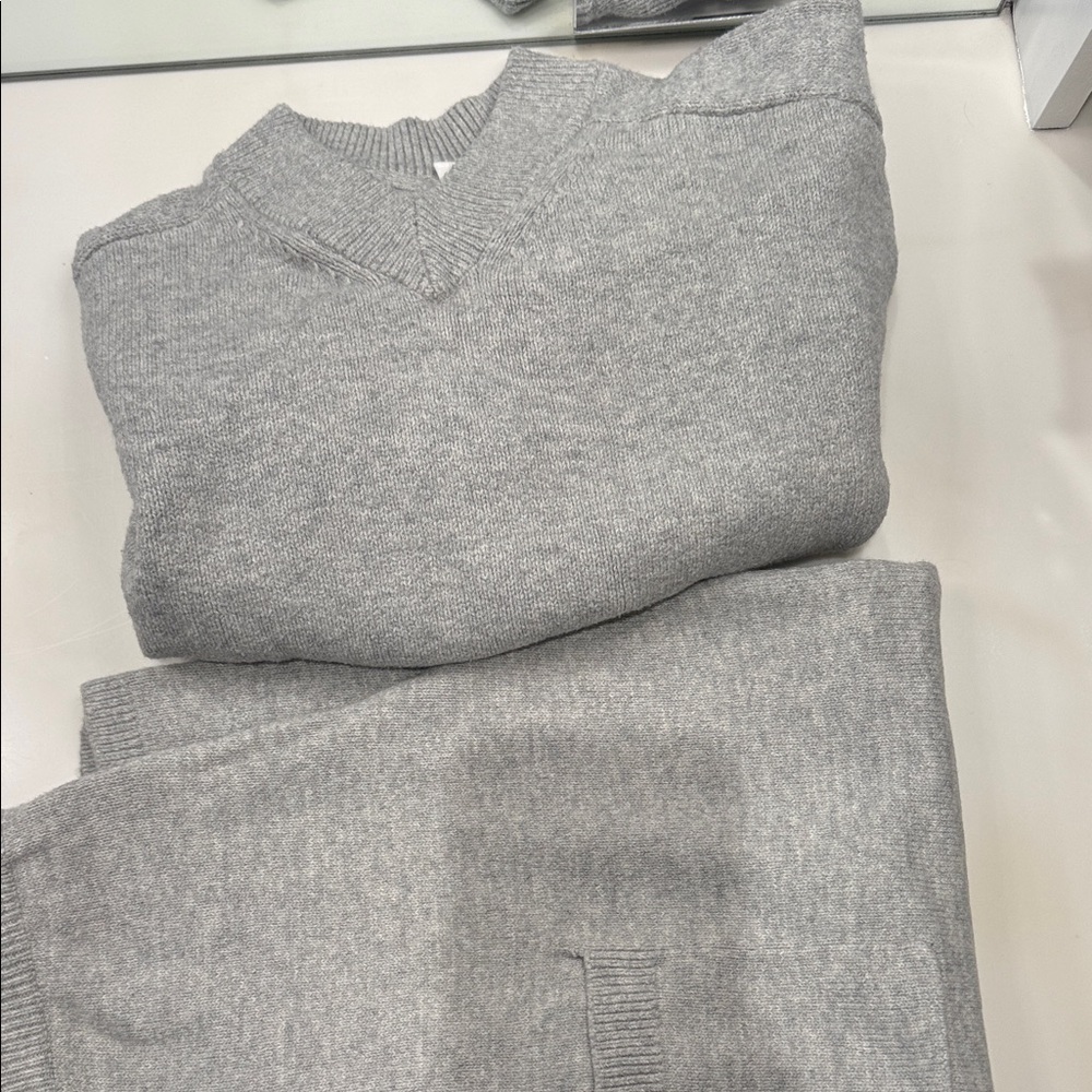 Zara Kids Gray V-Neck Matching Set